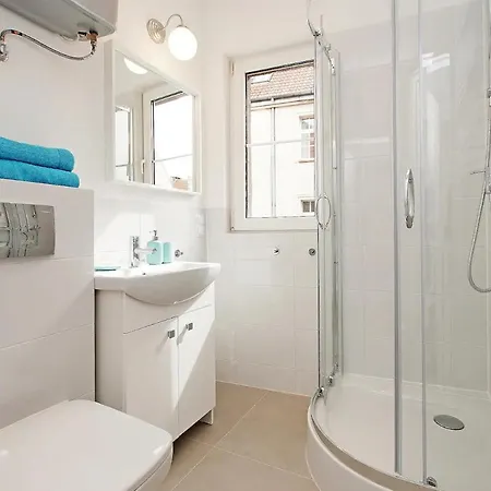 Apartman Citystay Ogarna Old Town Apartament With Parking *
